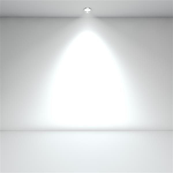 فضای داخلی سفید خالی با نور نقطه ای روشن شده است