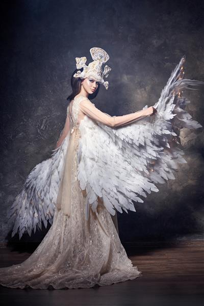 هنر فرشته دختر بال پری تصویر پرنسس قو