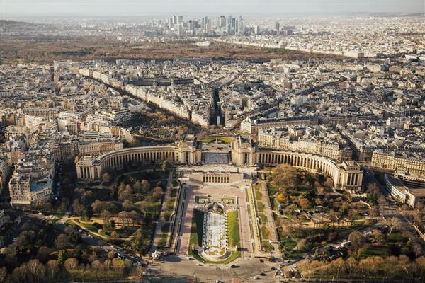 تروکادرو و دفاع از برج ایفل در پاریس