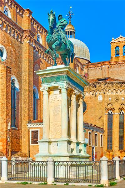 مجسمه سوارکاری بارتولومئو کولئونی اثر آندره دل وروکیو 1488 در ونیز ایتالیا