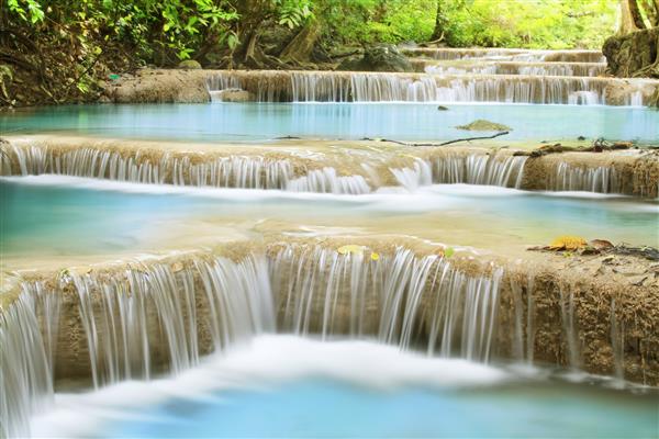 سطح اول آبشار Erawan در استان Kanchanaburi تایلند