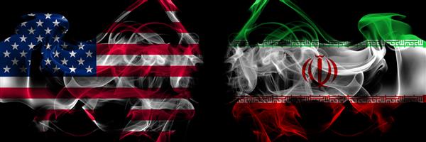 ایالات متحده آمریکا در مقابل ایران پرچم های دود ایران در کنار هم قرار گرفته اند