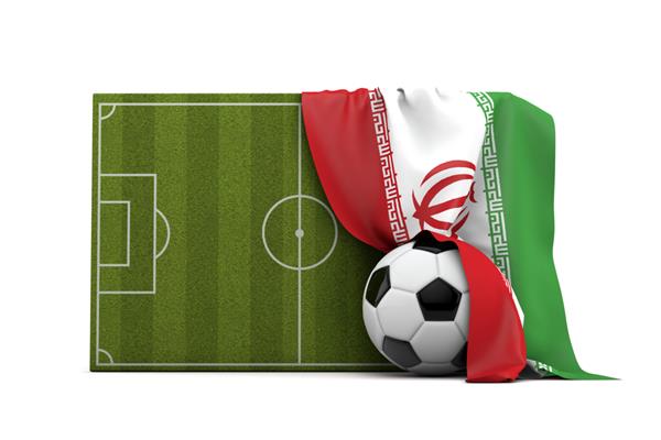 پرچم کشور ایران بر روی زمین فوتبال و رندر سه بعدی توپ پوشانده شده است