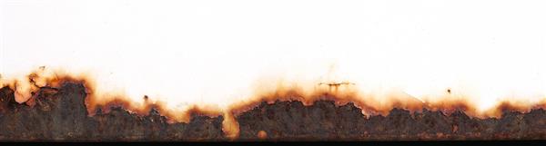 زنگ فلزات زنگ خورنده روی سفید آهنی قدیمی استفاده به عنوان تصویر برای ارائه بافت زنگ زده پس زمینه به عنوان پانوراما