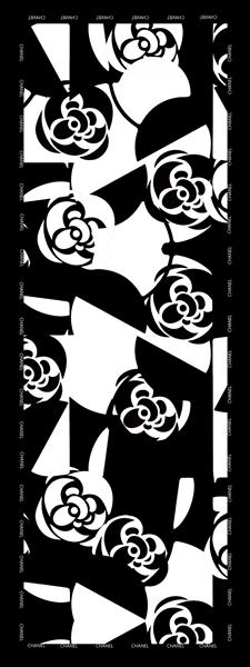 طرح شال و روسری گل سیاه و سفید در قاب مشکی