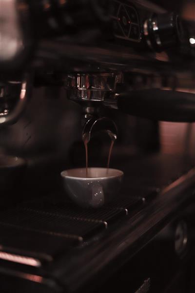 قهوه باریستا کافئین درون فنجون
