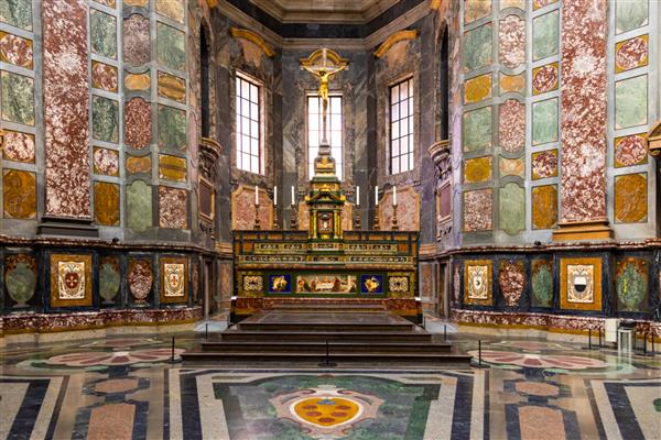 نمازخانه مدیچی داخلی cappelle medicee میکل آنژ هنر رنسانس در فلورانس ایتالیا