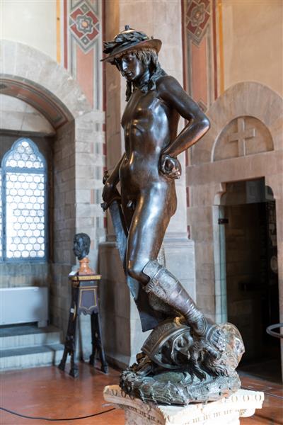 فلورانس ایتالیا در حدود ژوئیه 2021 دیوید توسط donatello 1469 هنر رنسانس ایتالیا اولین مجسمه برهنه ساخته شده از دوران باستان و شاهکار donatello