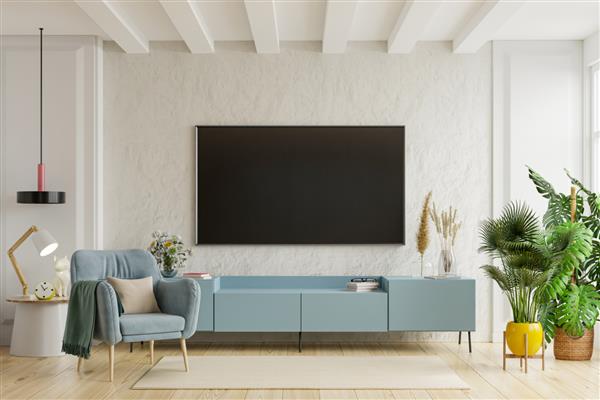تلویزیون روی کابینت در اتاق نشیمن مدرن با صندلی راحتی روی پس زمینه دیوار گچی رندر سه بعدی