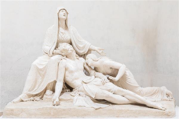 Possagno ایتالیا مجسمه آنتونیو کانوا مرثیه بر سر مسیح مرده 1822