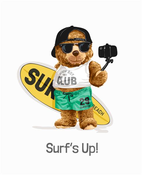شعار موج‌سواری با اسباب‌بازی خرس که تخته موج‌سواری را در دست گرفته و تصویر سلفی می‌گیرد