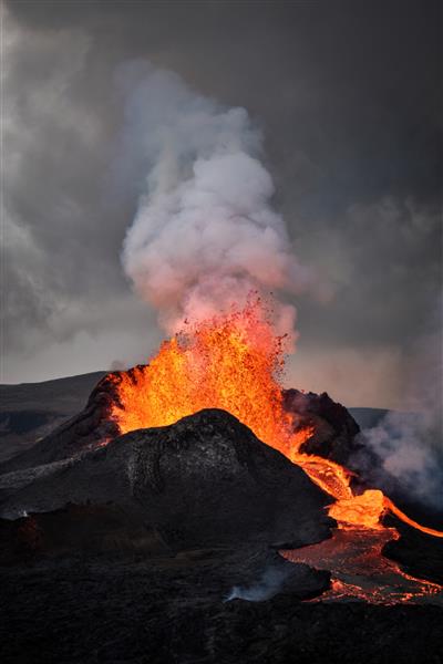 فوران آتشفشان Fagradalsfjall در ایسلند