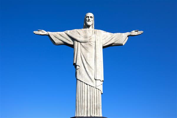 مجسمه مسیح نجات دهنده در ریودوژانیرو در برزیل