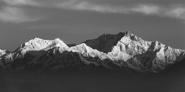 کوه کانچن جونگا نمایی از دارجلینگ هند