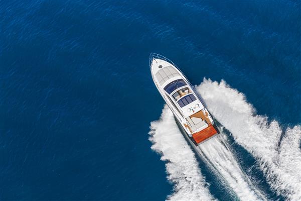 قایق موتوری لوکس کشتی سازی ایتالیایی کشتی های تفریحی ریو نمای هوایی