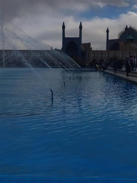 استخر میدان نقش جهان اصفهان