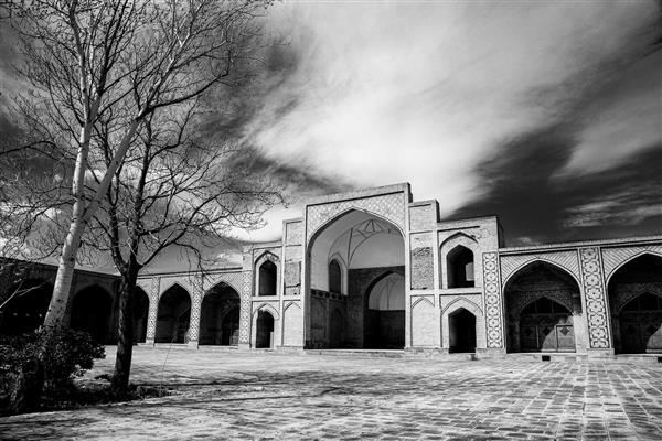 مسجد عتیق 5 دروازه های تمدن ایران قزوین سفرنامه دریای خزر تا خلیج فارس عکاسی حرفه ای در سفر