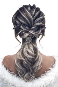 طرح شینیون و بافت موی عروس با تزیین مروارید برای پوستر دیواری آرایشگاه زنانه و آموزشگاه زیبایی