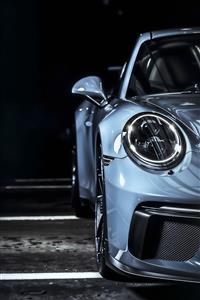 نمای جانبی لوکس پورشه خاکستری مدرن مناسب پوستر دیواری عمودی برای نمایشگاه خودرو و اتاق خواب مستر