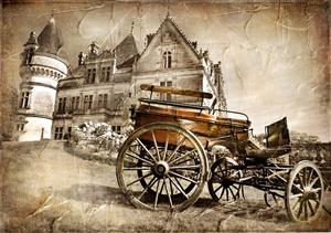 نقاشی نوستالژیک قصر قدیمی و کالسکه سلطنتی با تم قهوه‌ای کلاسیک مناسب چاپ کاغذ دیواری اتاق پذیرایی و لابی هتل