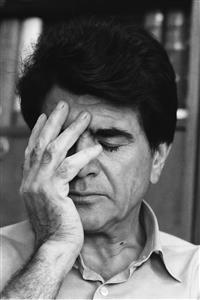 عکس سیاه و سفید استاد محمدرضا شجریان مناسب برای تابلو دکوراتیو و دیوار مراکز فرهنگی و هنری