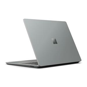 تصویر باکیفیت لپ‌تاپ سرفیس مایکروسافت نقره‌ای مناسب چاپ بنر فروشگاه‌های کامپیوتر و دفترچه‌های تبلیغاتی