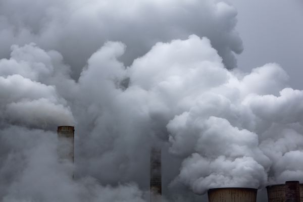 نیروگاه زغال سنگ با انتشار گازهای گلخانه ای
