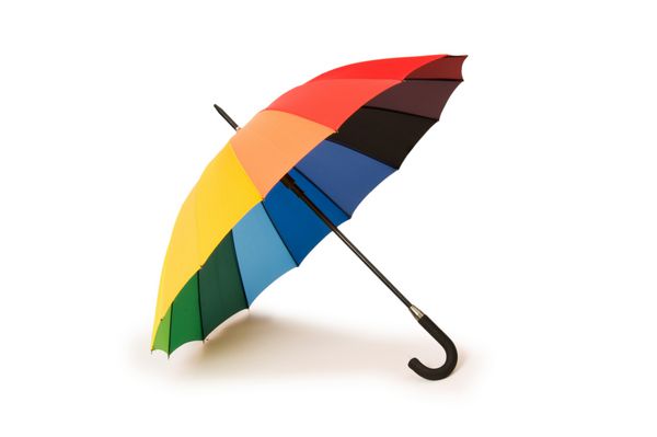 چتر رنگارنگ جدا شده در پس زمینه سفید