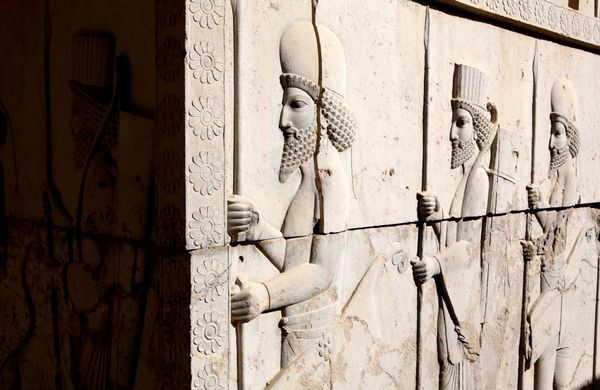 نقش برجسته سربازان ایرانی از تخت جمشید ایران قرن ششم پیش از میلاد