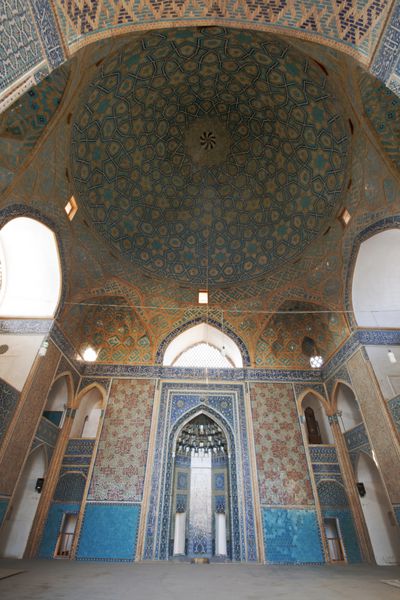 سقف گنبد مسجد جامع مسجد قرن دوازدهم ساخته شده در یزد