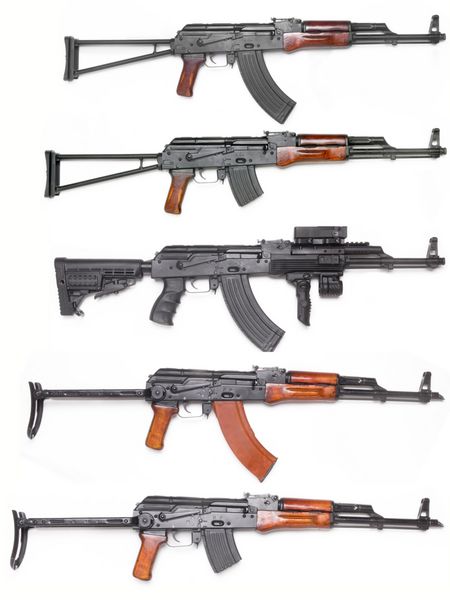 مجموعه اسلحه های تهاجمی کلاشینکف AK-47 معروف