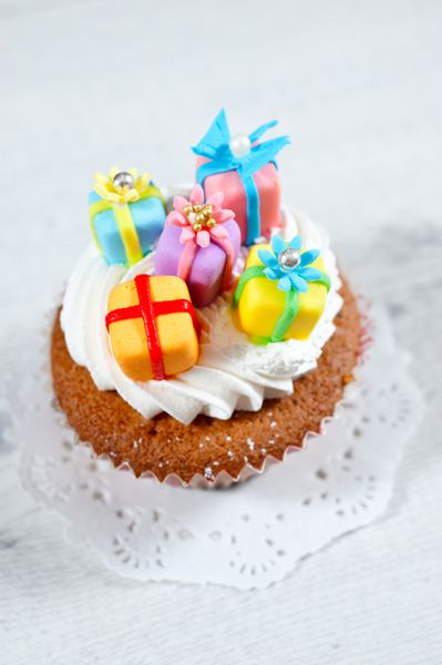 کاپ کیک تولد
