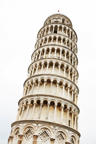 برج کج پیزا ایتالیا اروپا