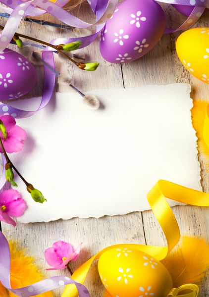 کارت تبریک عید پاک با تخم مرغ های عید پاک