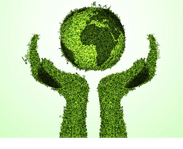 مراقبت از محیط زیست سلاح های بیرون از چمن با یک کره سبز مفهوم اکولوژی