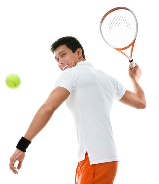 مرد ورزشکار در حال بازی تنیس جدا شده روی سفید