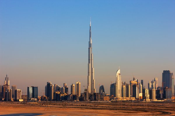 دبی امارات متحده عربی - 7 مه - دبی فقط 30 سال پیش یک بیابان بود اکنون خانه بسیاری از بلندترین آسمان خراش های جهان است عکس گرفته شده در 7 می 2010