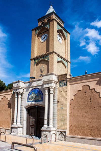 ورودی کلیسای وانک در اصفهان ایران