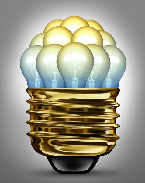 گروه سازمان ایده‌ها و مفهوم مشارکت خلاقیت با لامپ‌های درخشان سازمان‌دهی شده در یک تیم متحد به عنوان نمادی از قدرت همکاری با یکدیگر برای موفقیت در نوآوری