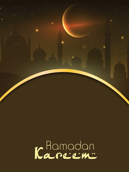 پس زمینه رمضان کریم با نمای مسجد در شب مهتابی درخشان