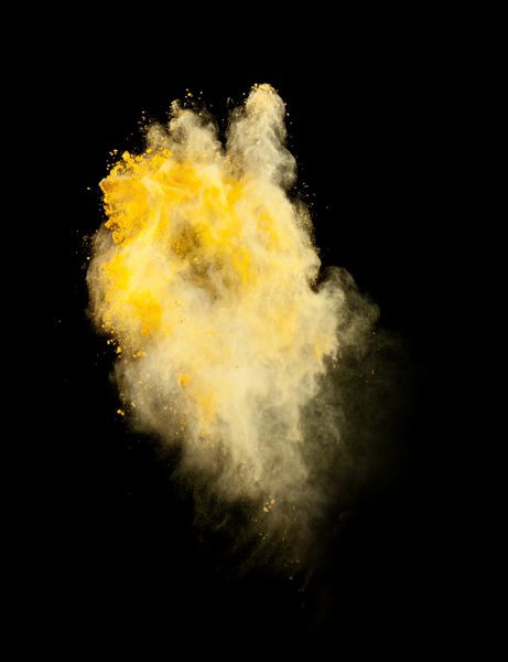 حرکت انجماد انفجار گرد و غبار رنگی جدا شده در پس زمینه سیاه