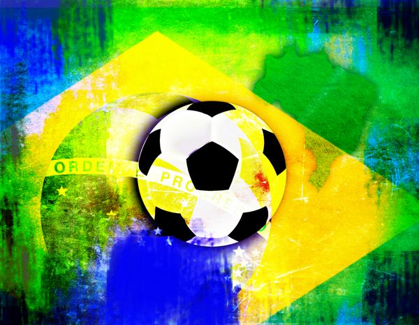 عکس قدیمی پرچم برزیل و توپ فوتبال - مفهوم جام جهانی