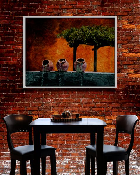 فرانسوی Bistro - میز صندلی با پس زمینه آجری تصویر روی دیوار نیز یک تصویر Shutterstock است