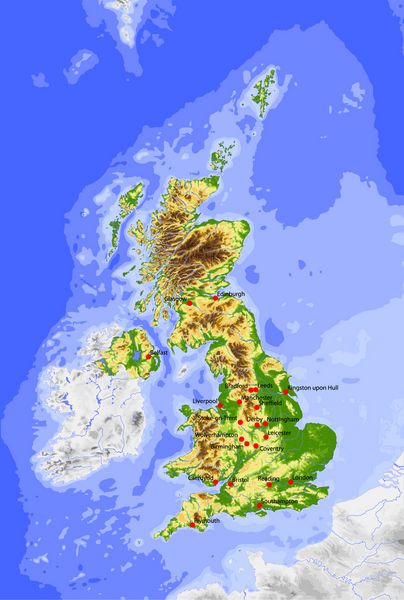 بریتانیای کبیر نقشه وکتور فیزیکی رنگی بر اساس ارتفاع با رودخانه ها اعماق اقیانوس ها و شهرهای انتخاب شده قلمرو اطراف خاکستری شده است 33 لایه کاملا قابل ویرایش منبع داده ناسا