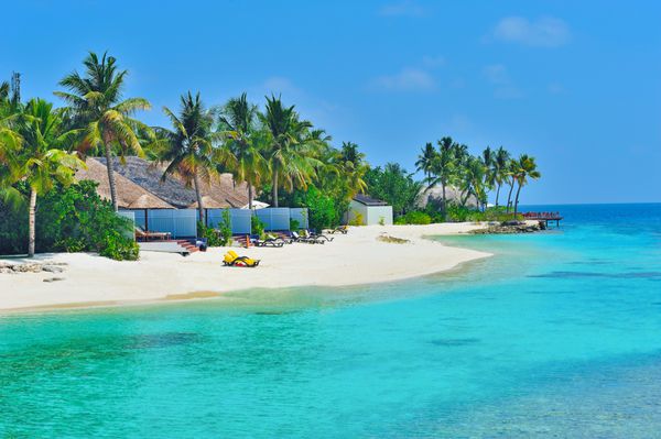 ویلای آبی مالدیو - خانه های ییلاقی و ساحل سفید