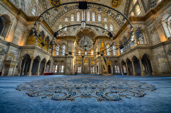 استانبول - دسامبر 2012 فضای داخلی یک مسجد در 11 دسامبر 2012 مسجد 500 ساله است