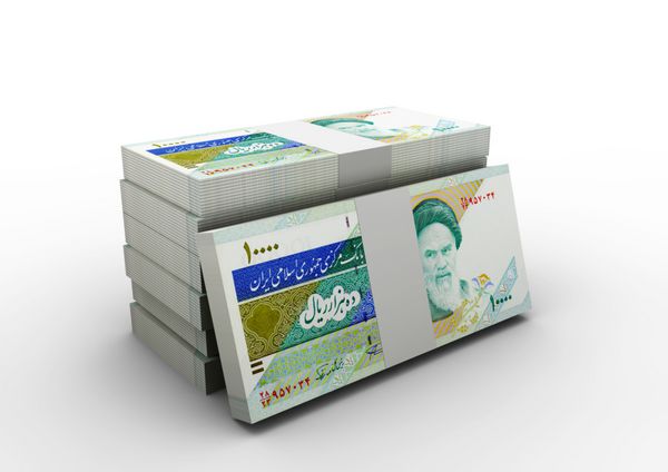 انبوهی از پول ایران در زمینه سفید جدا شده