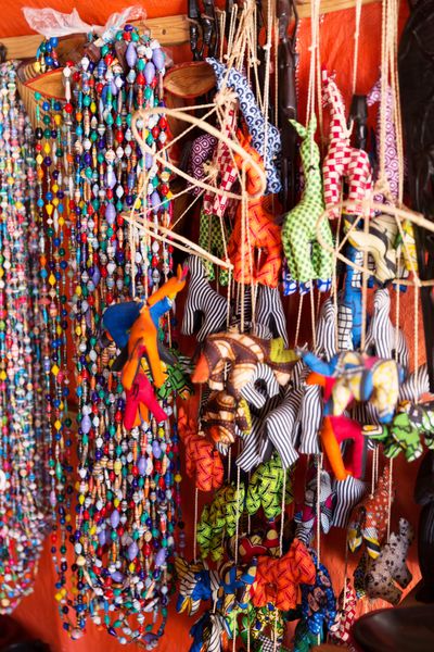 جواهر فروشی سنتی در بازار زنگبار تانزانیا