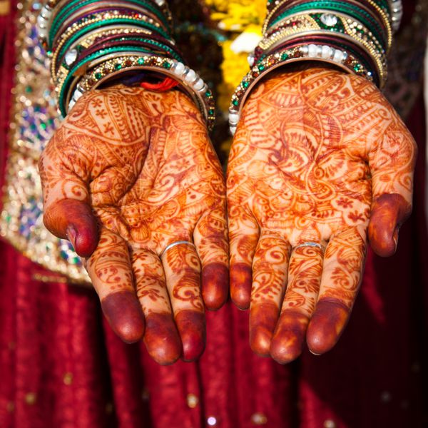 حنا عروس آسیایی طرح های پیچیده از هنر هند