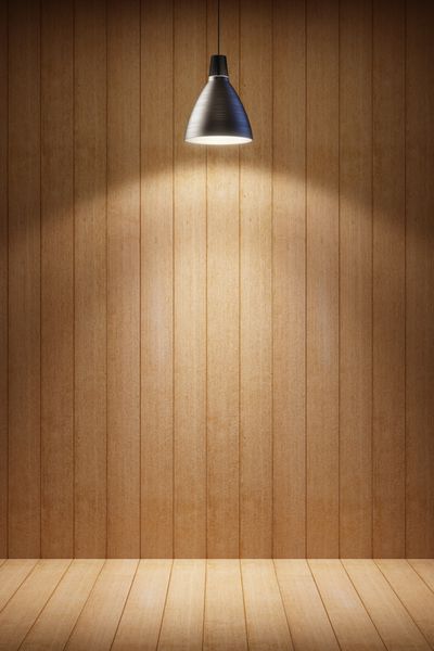 داخلی اتاق چوبی با لامپ در شب